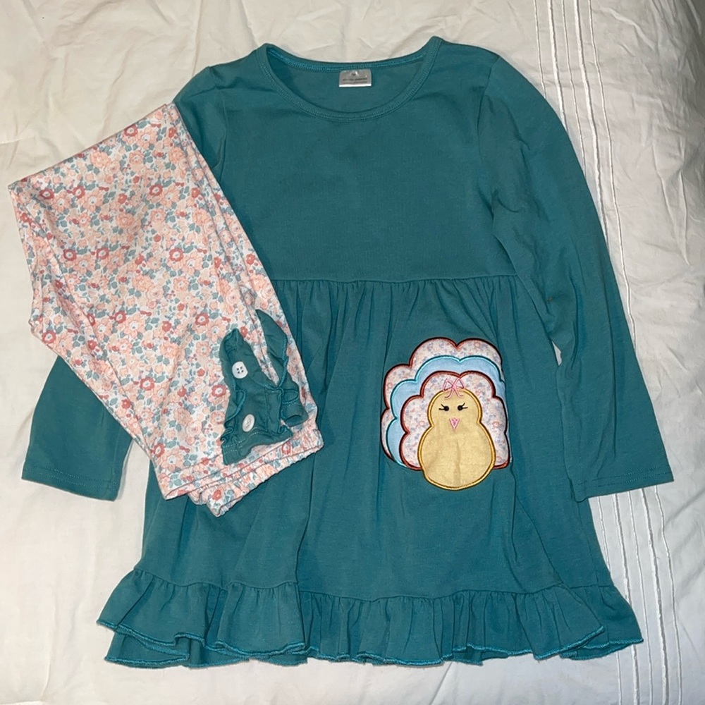 Girl’s boutique appliqué Thanksgiving matching set